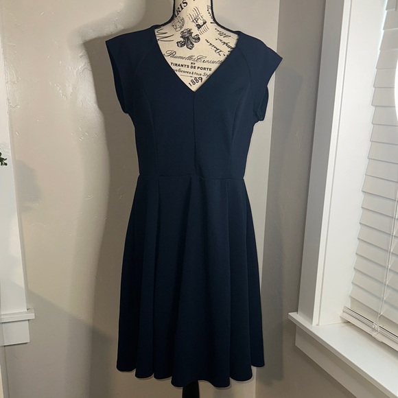 Modcloth Dresses & Skirts - Modcloth Classic A Line Dress